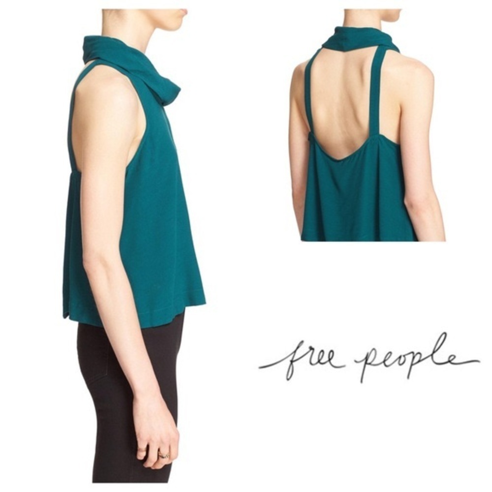 Women’s Free People green city lights cowl neck blouse size M